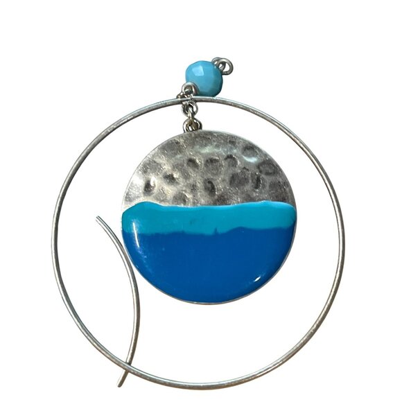 Dangle Hoop Earrings Gold Tone Hardware - Picture 2 of 5